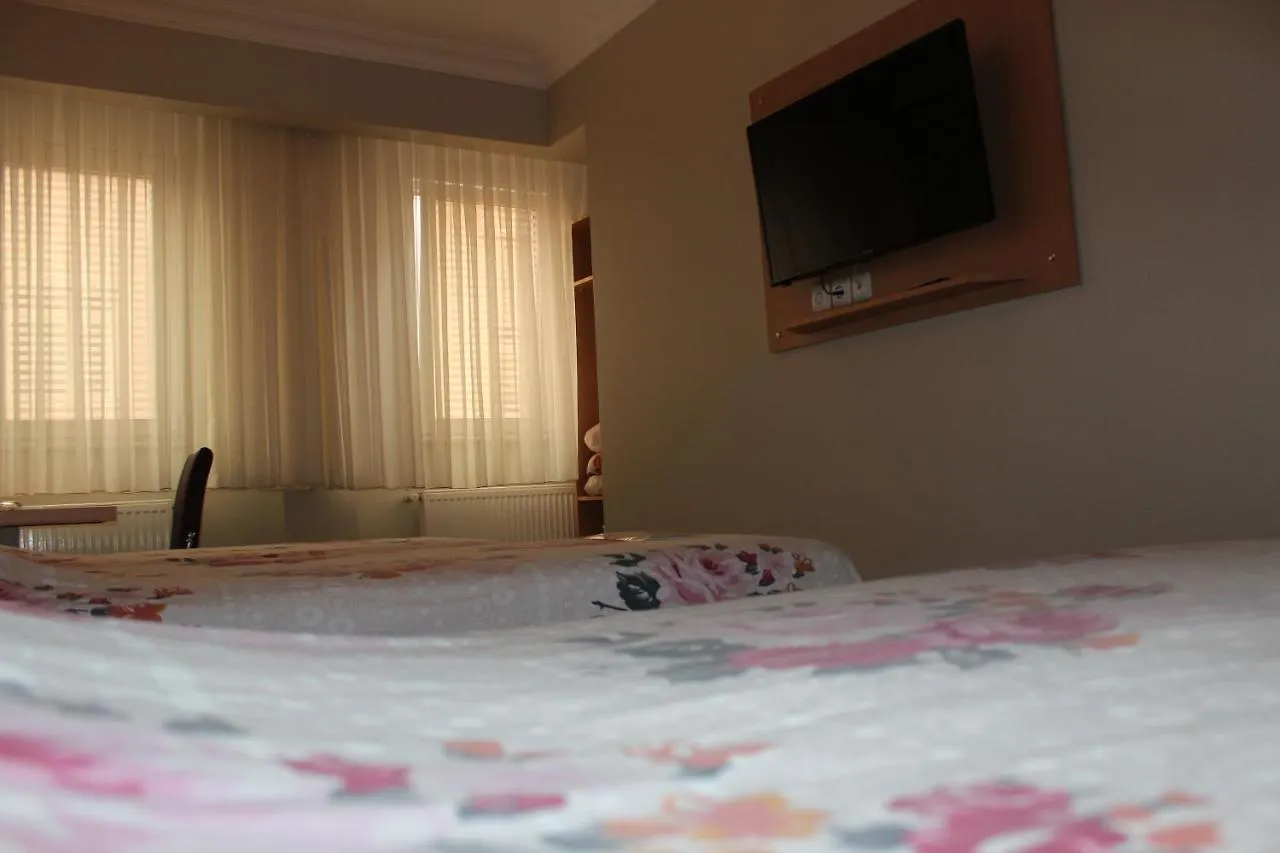 Hotel Oezsefa Istanbul 3*,