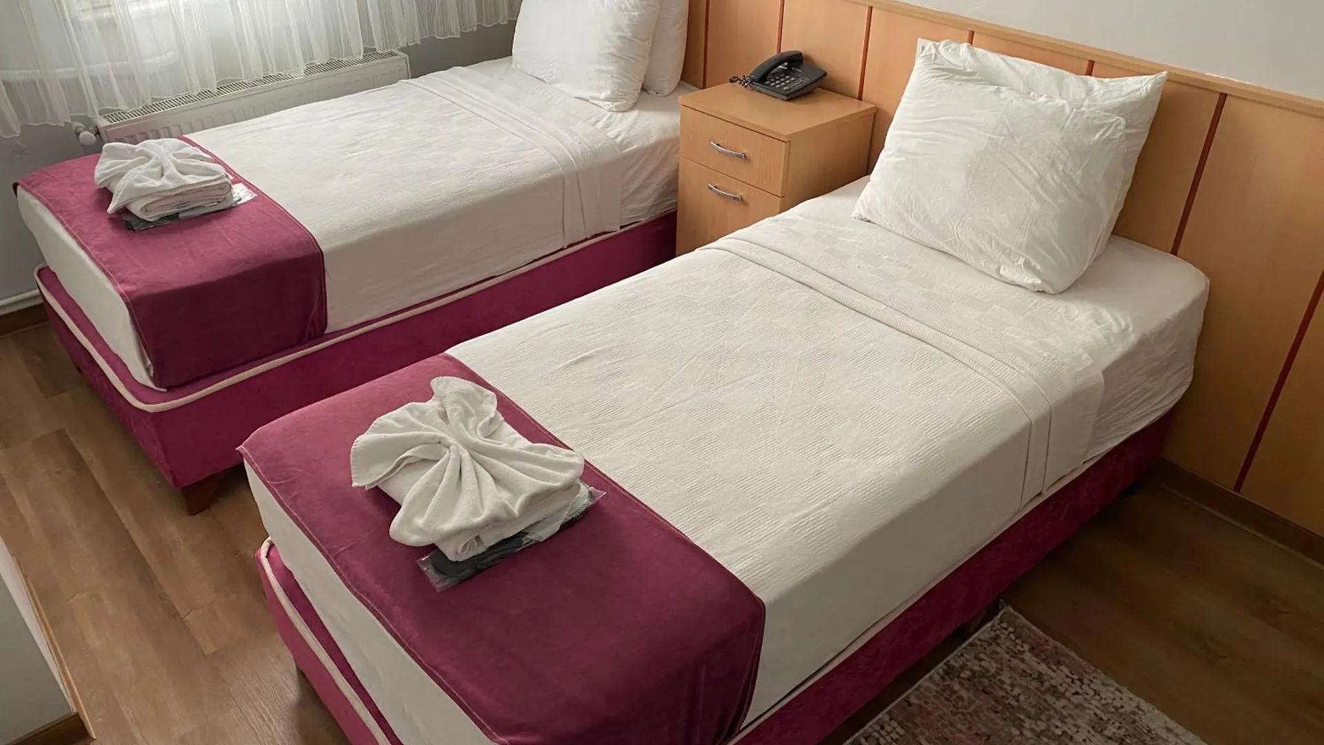 Hotel Oezsefa Istanbul