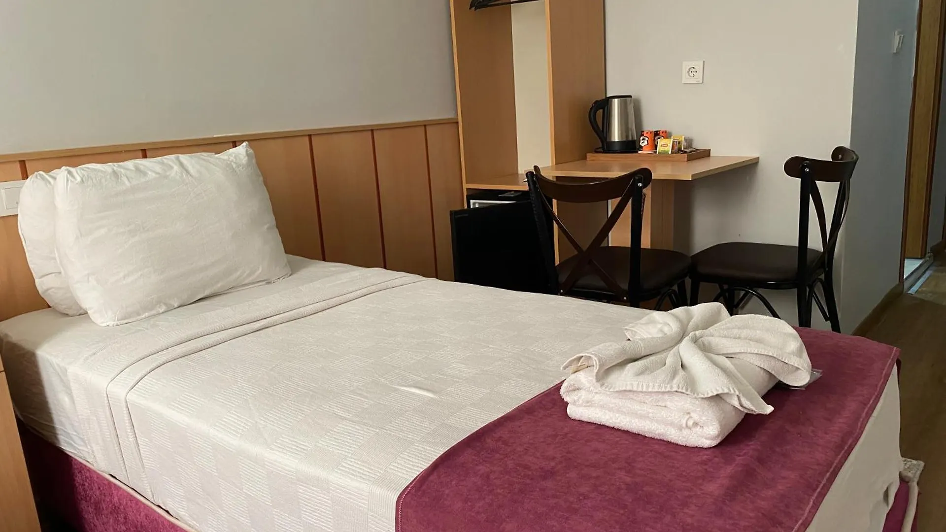 Hotel Oezsefa Istanbul Turkey