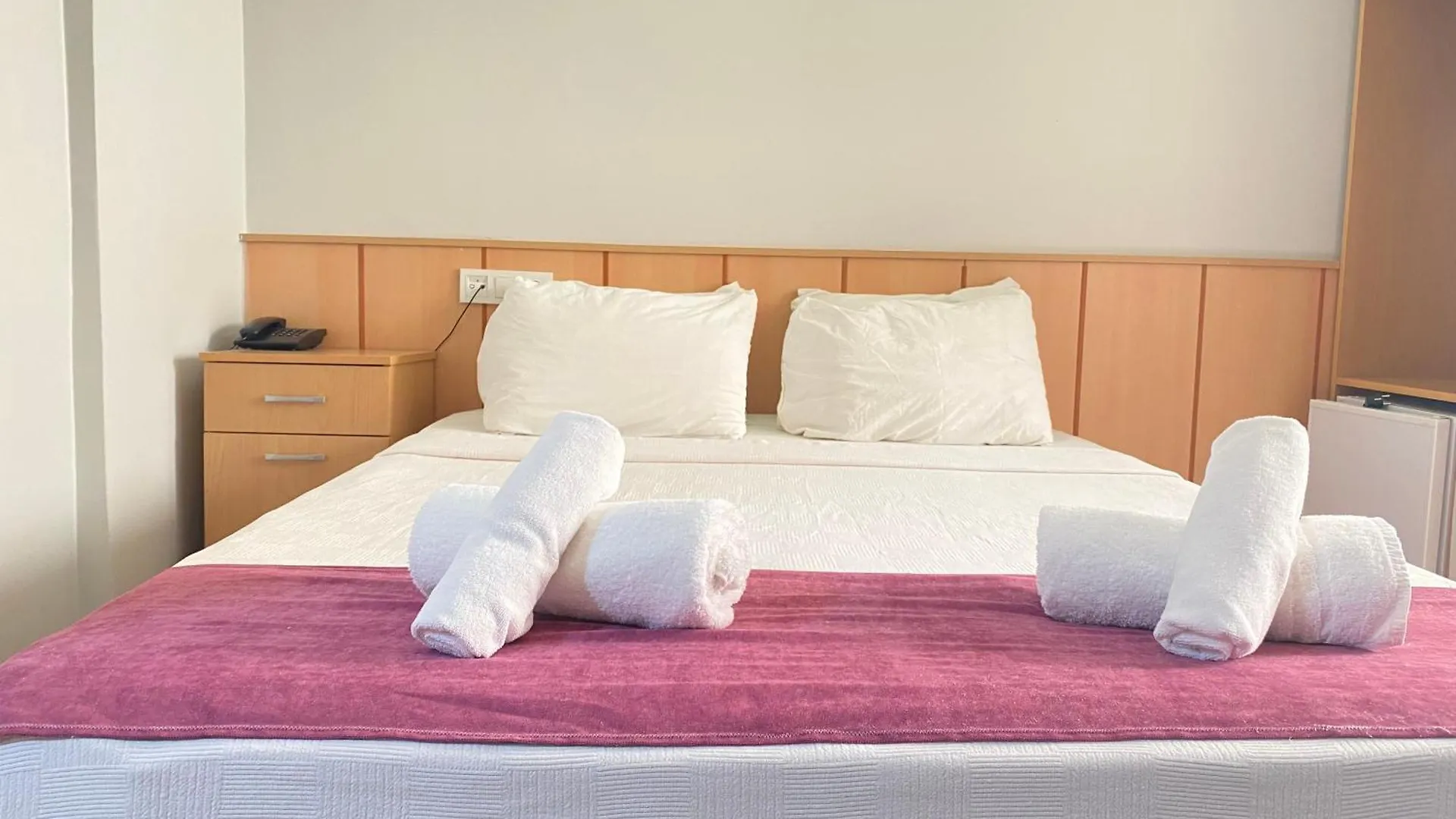 Hotel Oezsefa Istanbul 3*,  Turkey